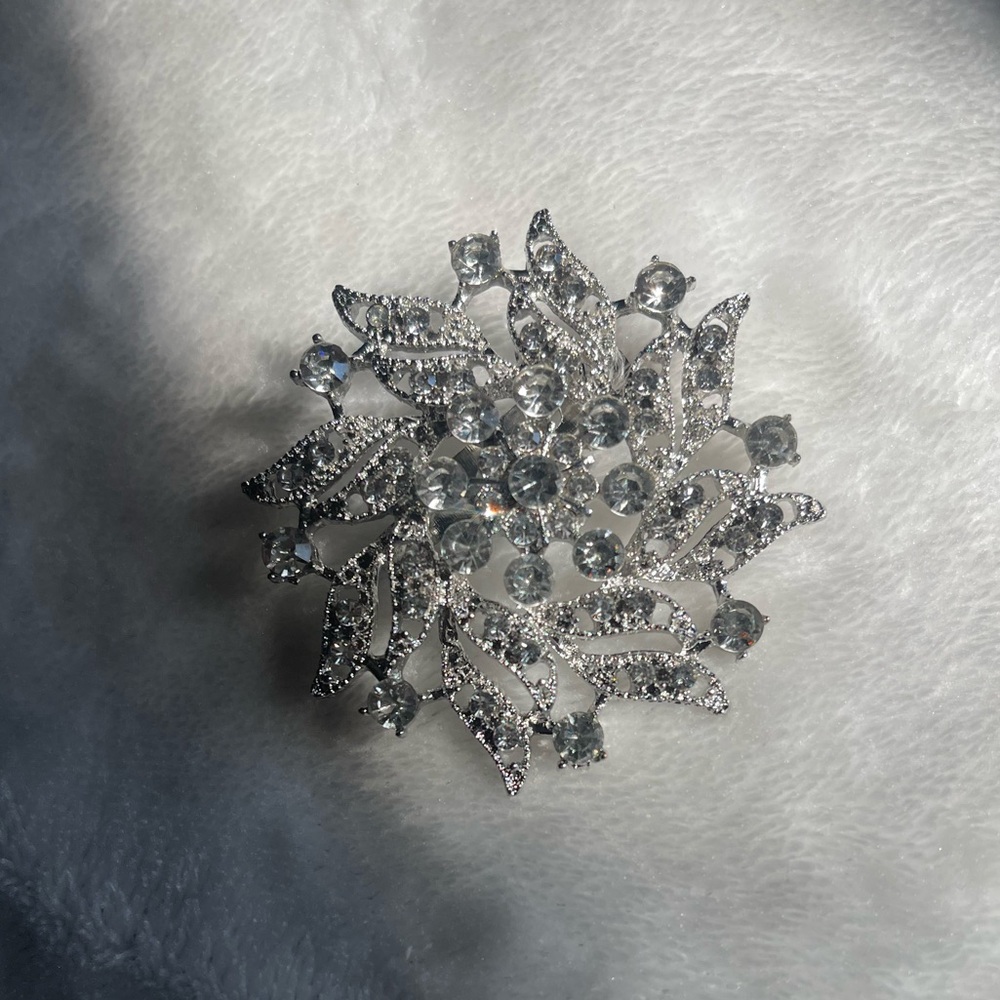 Cz By Kenneth Jay Lane 3 Pins / Brooches - image 4